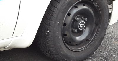 205 305.jpg (219.71 Kio) Vu 2062 fois Détail des roulettes