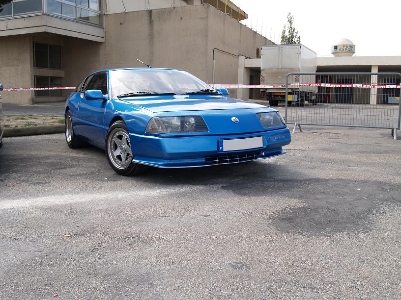 RENAULT.JPG