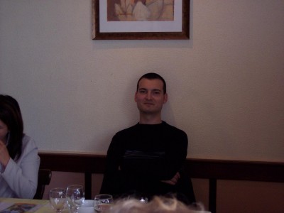 Moi au restau!!!.JPG