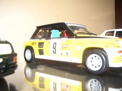 miniatures 002.jpg