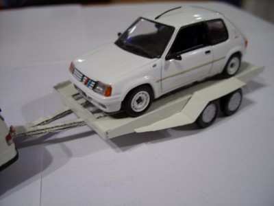le plateau avec la rallye