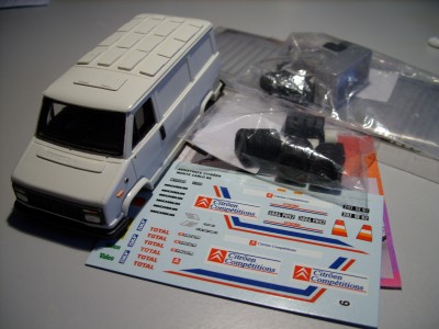 assemblage châssis et carrosserie