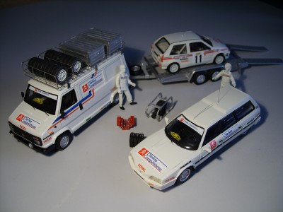 assistance au grand complet