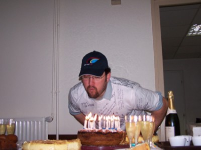 Et bon anniversaire !! Tu l'as eue ta casquette !!!