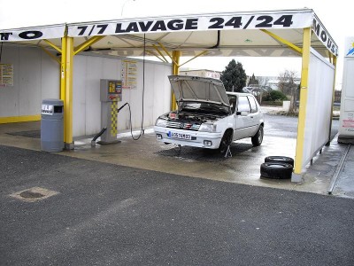 a la station de lavage...