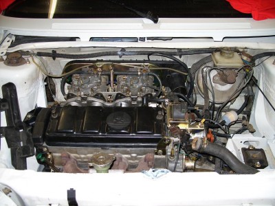 09-04-01 moteur dans caisse (1) .JPG