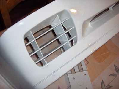 Bavolet et calandre AV 002.jpg
