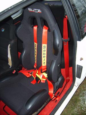 les fameux baquets norauto, je vais revoir l'instalation, c'est pas top