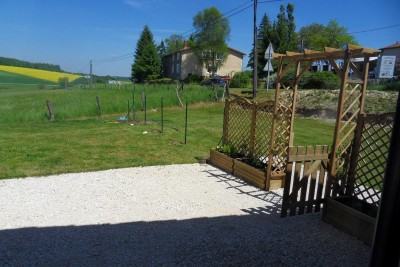 Pose du grillage le 24 mai 2010 001.jpg