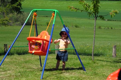 Pose du grillage le 24 mai 2010 001.jpg