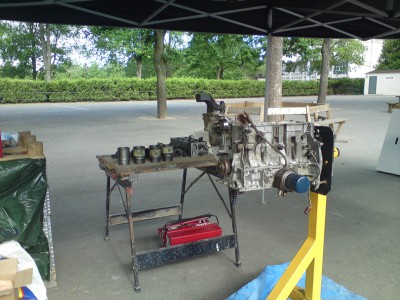 mise du bloc sur le support d'atelier