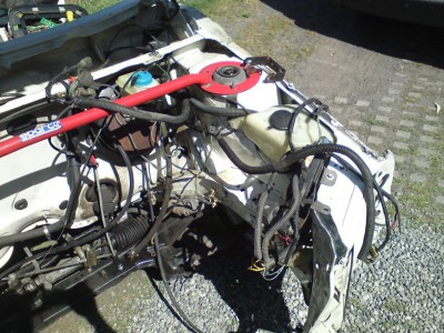 coté compartiment moteur