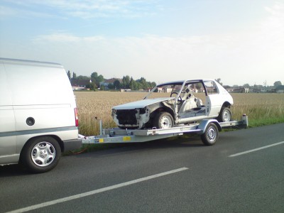 nous voici mardi matin le véhicule  tracteur a changé