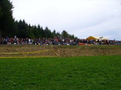 SS851825.JPG
