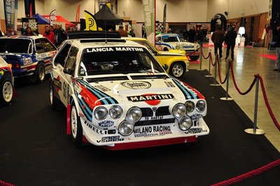 On entre et on est face à une Delta S4 !