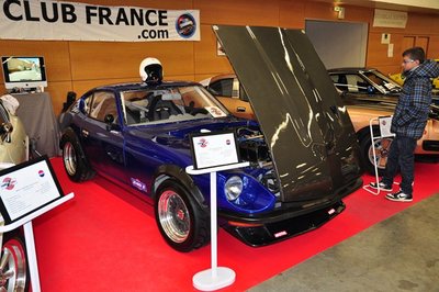 Datsun 240Z TRES préparée: 860 kg (carrosserie fibre), 280CV.
