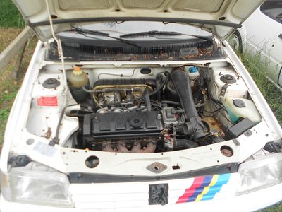 Peugeot 205 rallye 005.jpg