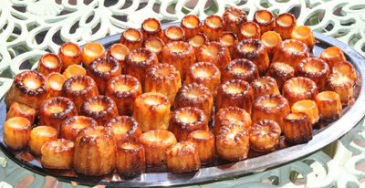 Canelés de Bordeaux.jpg