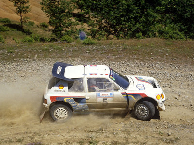 205-t16-1986-acropole-kkk-big.jpg