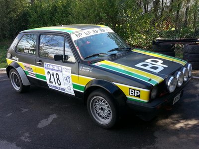 1 ère voiture de Rallye,<br />Monté d'origine en 2000 !<br />2 rallye VHC <br />Puis en groupe F et en 2002 en f2000 jusqu'en 2004<br />Voiture Vendu puis racheter en 2011 pour du Vh