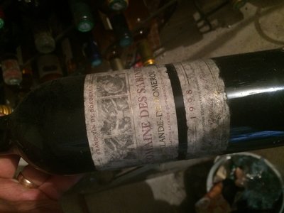 Domaine des sabines de 1998 , malgré ces 22ans , on en a ouvert une dernièrement, sa ne bouge pas , toujours aussi bon