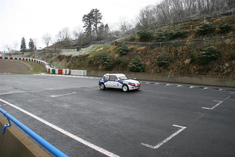 La 205 &amp;quot;T16&amp;quot; du pote a Barauto