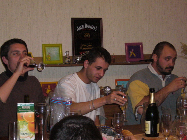 p1010032yi4.jpg