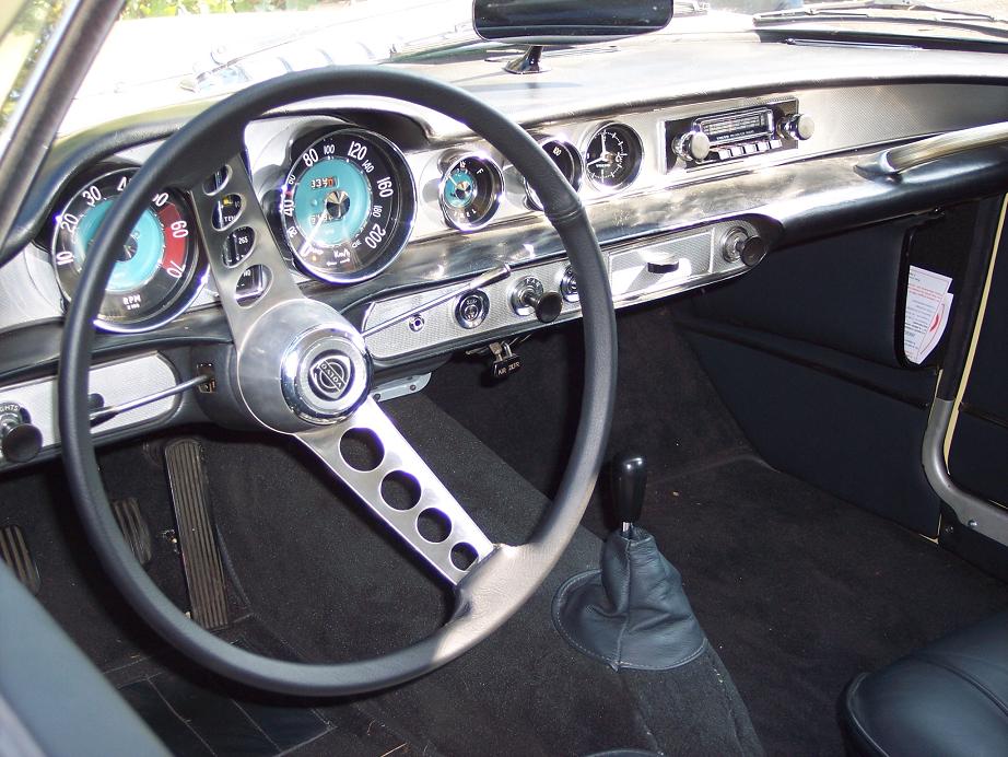 volvo p 1800 coupé-c.JPG