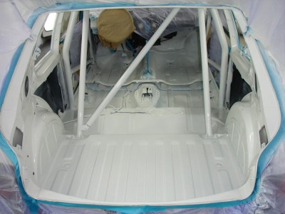 Super le blanc, on va devoir piloter en pantoufles pour pas salir