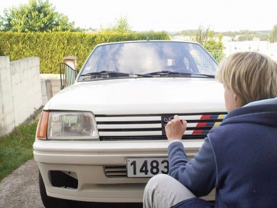 Chérie, pas trop fort sur le pinceau !!!!