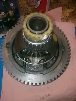 et remontage d'une nouvelle couronne avec quelques points de soudure!
