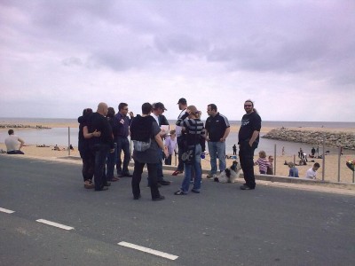 petite pause café sur le bord de mer