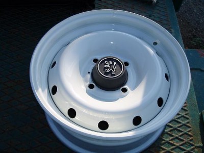 Cabochon de roue retaurée par mes soin (la recette est toute simple)