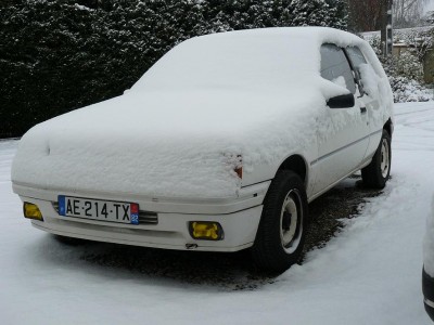 une petite derniere, sous la neige