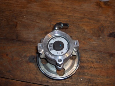 Pompe DA 205 GTI Griffe 002.jpg