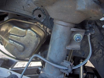 Restauration Rallye N°2 le 26 Juillet 2010 011.jpg (442.65 Kio) Vu 1293 fois Durite avia AV gauche