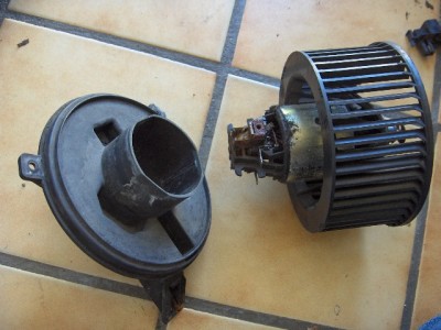 Remise en état moteur de ventilation le 7 Août 2010 008.jpg
