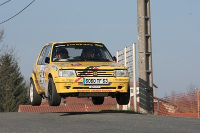 Voici mon auto en début de saison 2010 au Rallye des Monts du Lyonnais