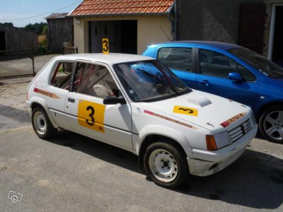 205 rallye 88.jpg