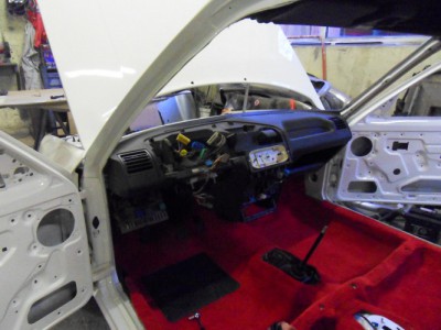 Remontage capot et tableau de bord (3).JPG