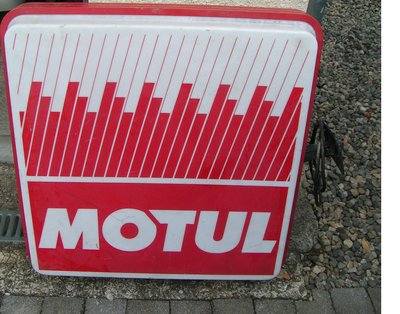 motul.JPG