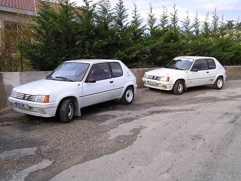 Avec celle du fils