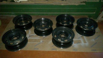 205-f2000-jante-15-big [50%] [50%].jpg