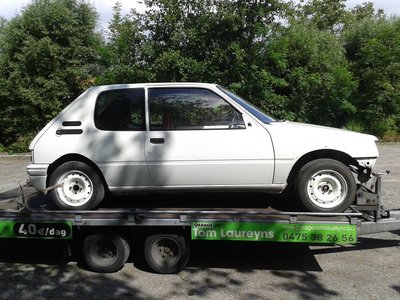 205 Rallye 001 - kopie.jpg
