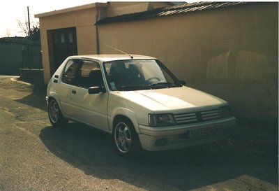 deuxiéme 205 rallye