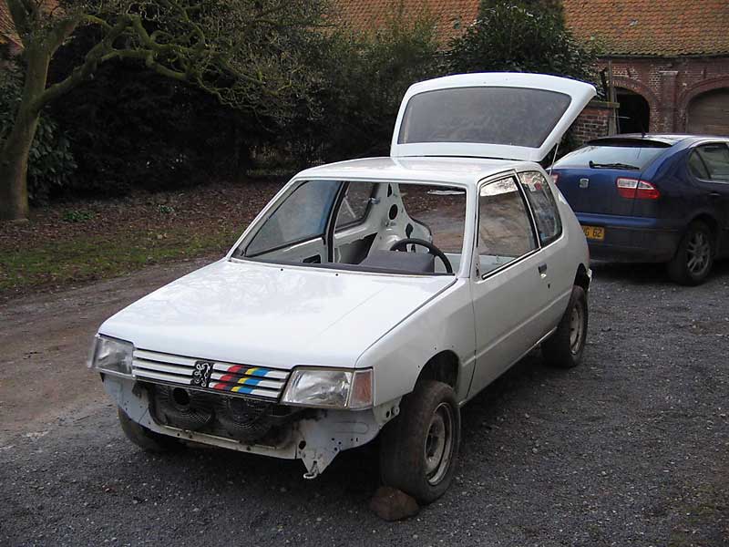 205 002 (Custom) (2).jpg