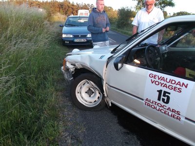accident 205 013 - Copie.JPG