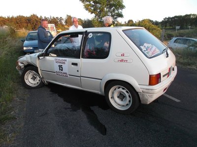 accident 205 014 - Copie.JPG