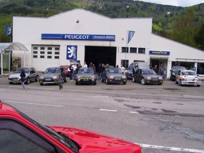 T 16 GARAGE.jpg