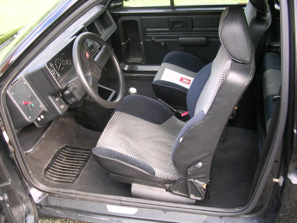 l'interieur en bon état